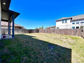 445 Arrowhead Vine St in Leander, TX - Building Photo - Building Photo