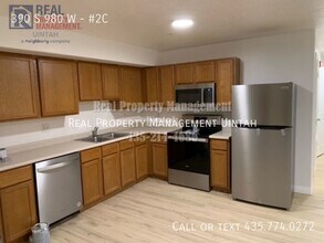 390 980-Unit -#2C in Vernal, UT - Foto de edificio - Building Photo