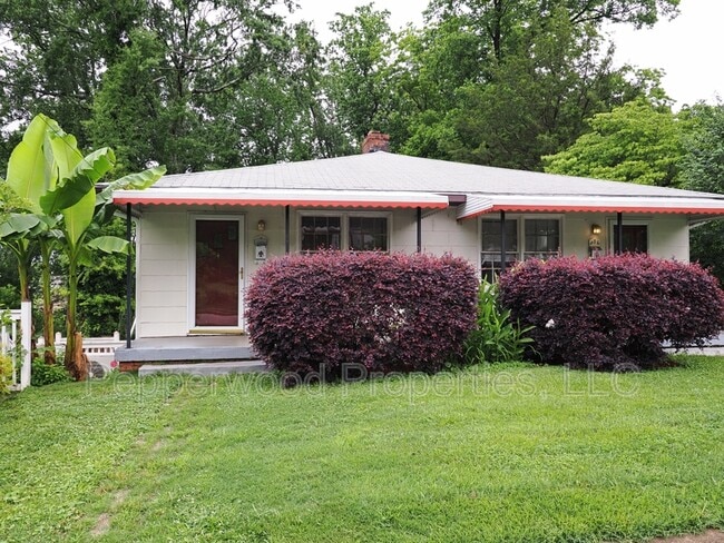 property at 338 W Hampton Ave