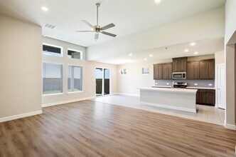 2304 Spring Side Dr in Royse City, TX - Building Photo - Building Photo