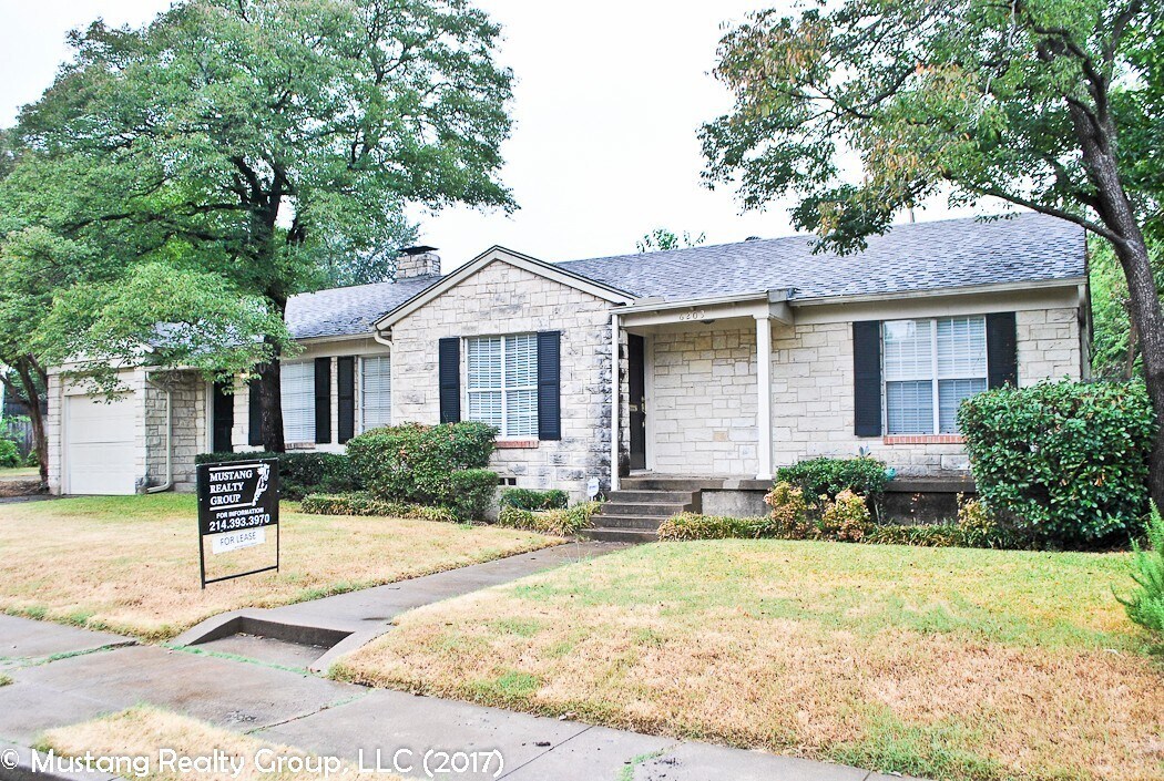 6203 Penrose Ave in Dallas, TX - Building Photo