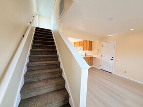 8 Balma Ln in Petaluma, CA - Building Photo - Building Photo