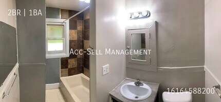 1012 Madison Ave SE in Grand Rapids, MI - Building Photo - Building Photo