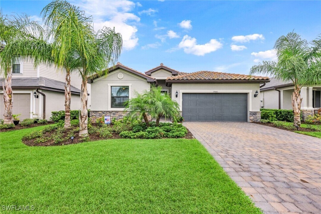 19881 The Pl Blvd in Estero, FL - Building Photo