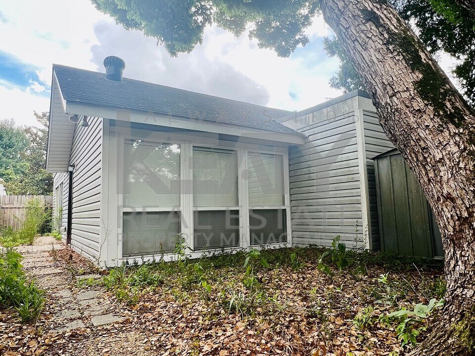 803 Fox Run Ave in Lafayette, LA - Building Photo