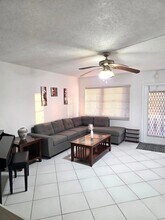 3028 Harwood D in Deerfield Beach, FL - Foto de edificio - Building Photo