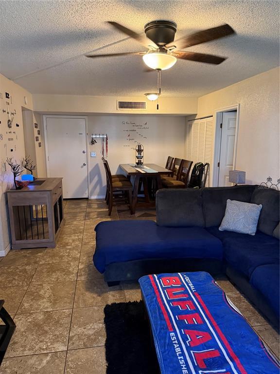 716 Oakgrove Dr in Brandon, FL - Building Photo - Building Photo