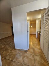 11570 NW 42nd St in Coral Springs, FL - Foto de edificio - Building Photo