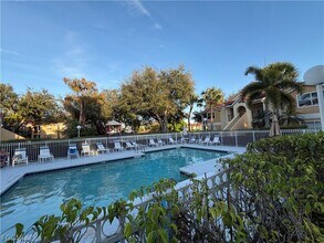 12561 Equestrian Cir in Ft. Myers, FL - Building Photo - Building Photo