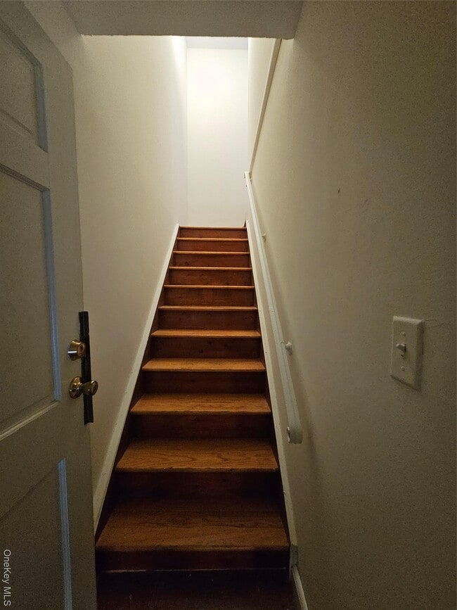 45-38 220th Pl in Queens, NY - Building Photo - Building Photo