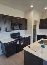 858 N Old Fort Dr in Springville, UT - Building Photo - Building Photo