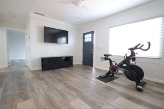 1824 62nd St, Unit B in Berkeley, CA - Building Photo - Building Photo
