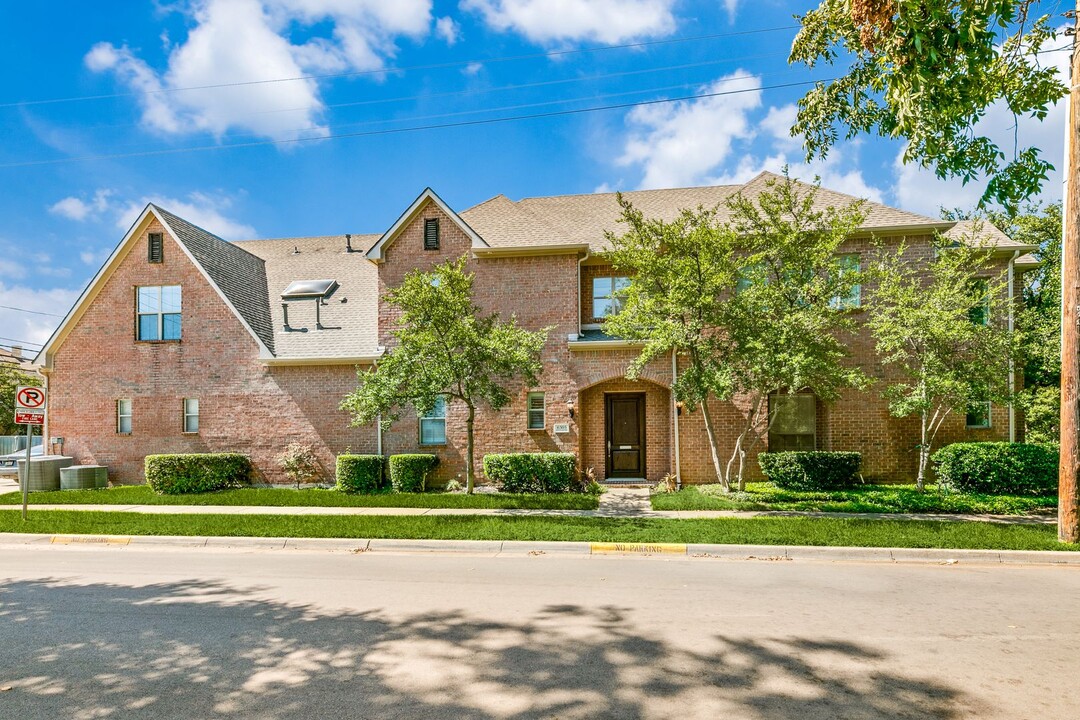4201 Emerson Ave-Unit -6505 Westchester Drive in Dallas, TX - Building Photo