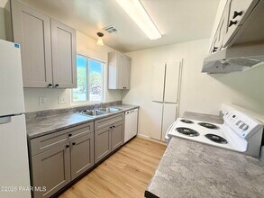 564 Lincoln Ave in Prescott, AZ - Building Photo - Building Photo
