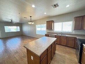4424 E Peach Tree Dr in Chandler, AZ - Building Photo - Building Photo