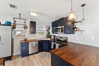 2411 Alabama Ave in Savannah, GA - Building Photo - Building Photo