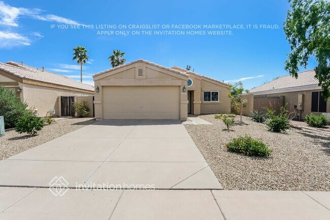property at 1727 E Horseshoe Ave