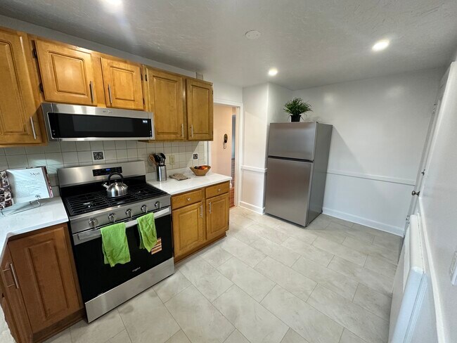 5 Bishop Rd in Quincy, MA - Building Photo - Building Photo