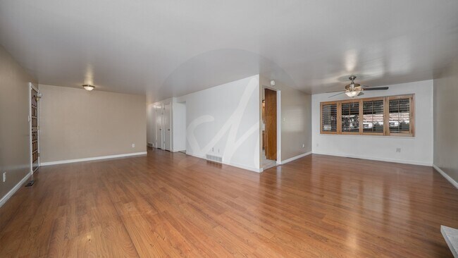 2232 Glenwood Cir in Colorado Springs, CO - Foto de edificio - Building Photo