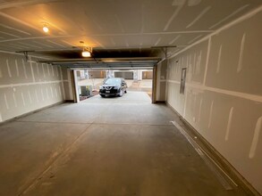 1346 Rosepine Drive in Cary, NC - Foto de edificio - Building Photo