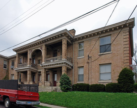 1005 Ross Ave in Cincinnati, OH - Building Photo - Building Photo