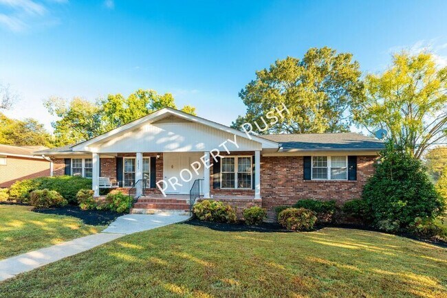 3637 Missionaire Ave in East Ridge, TN - Building Photo - Building Photo