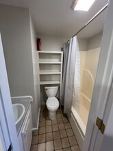 30 Warner St-Unit -2 in Gloucester, MA - Building Photo - Building Photo