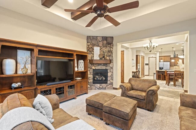 1922 N Pebble Beach Dr in Washington, UT - Building Photo - Building Photo