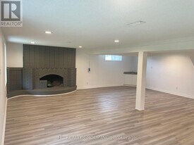 42 Arkona Dr in Toronto, ON - Building Photo