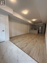 40 Arabella Dr in Guelph, ON - Building Photo - Building Photo