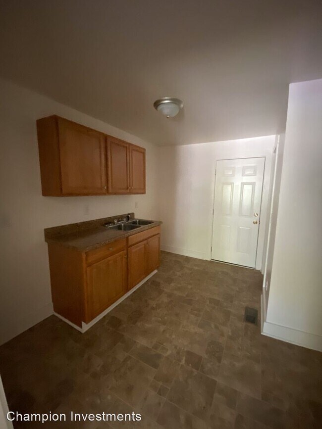 111 Shull St in Shelby, NC - Building Photo - Building Photo