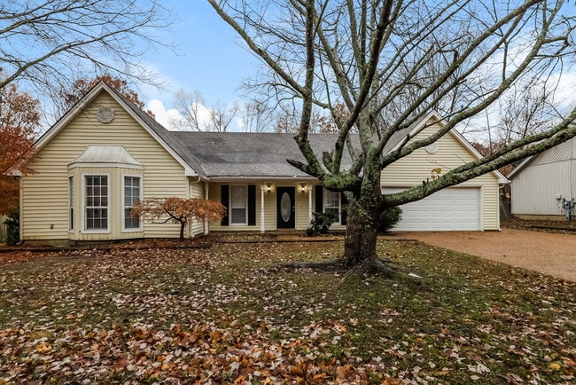 property at 5733 Crievewood Dr