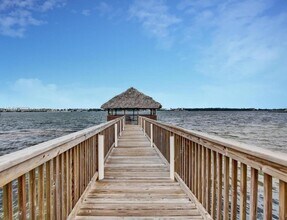 51 N Lakeshore Dr in Hypoluxo, FL - Building Photo - Building Photo
