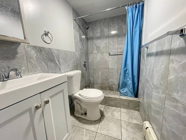 2153 Quimby Ave in Bronx, NY - Building Photo - Building Photo