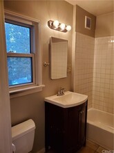 134 Lukens Pl, Unit Unit A in Glendale, CA - Building Photo - Building Photo
