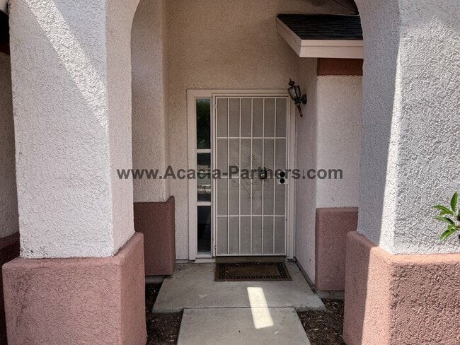 426 S Ridgefield Ave in Tucson, AZ - Building Photo - Building Photo