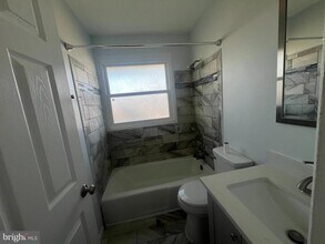 13209 Thornton Dr in Gainesville, VA - Building Photo - Building Photo