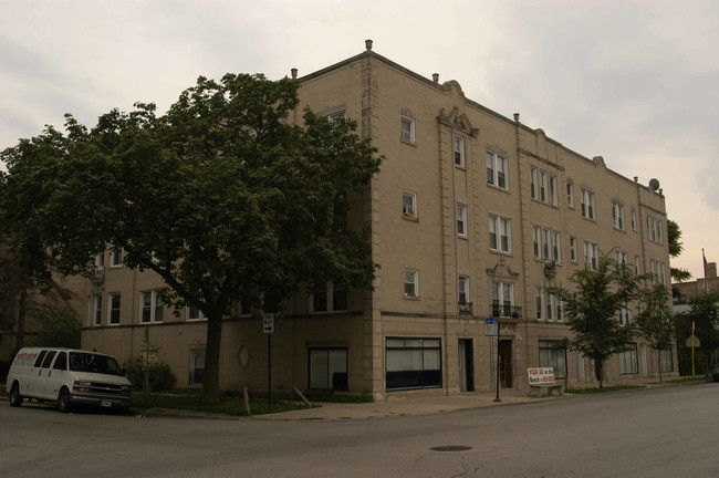 2755 W Arthur Ave in Chicago, IL - Building Photo - Building Photo