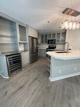 517 N Graham St in Charlotte, NC - Building Photo - Building Photo