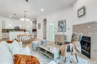 8819 Tudor Pl in Dallas, TX - Building Photo - Building Photo