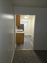 808 Los Angeles Ave in South Lake Tahoe, CA - Building Photo - Building Photo