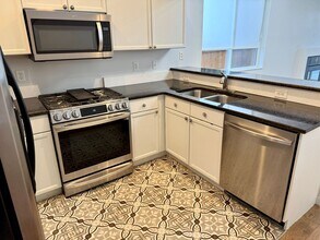 1022 NE Killingsworth St in Portland, OR - Building Photo - Building Photo