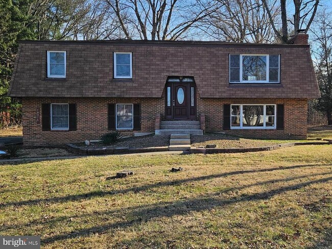 property at 10975 Clarksville Pike