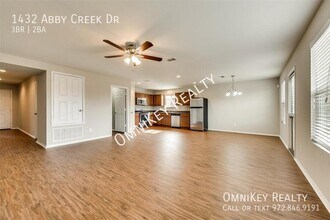 1432 Abby Creek Dr in Little Elm, TX - Building Photo - Building Photo
