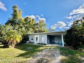 6587 Towhee Dr in Melbourne, FL - Building Photo
