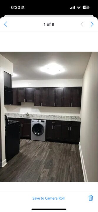 2131 N Summit Ave in Milwaukee, WI - Building Photo