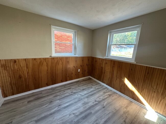 4511 Tioga St NW in Canton, OH - Building Photo - Building Photo