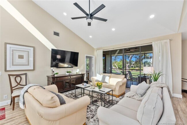 13272 Harbour Ridge Blvd in Palm City, FL - Building Photo - Building Photo