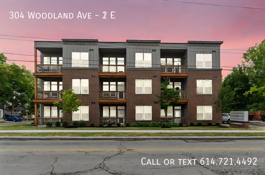 304 Woodland Ave in Columbus, OH - Building Photo