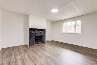 924 Industry St in Pittsburgh, PA - Building Photo - Building Photo